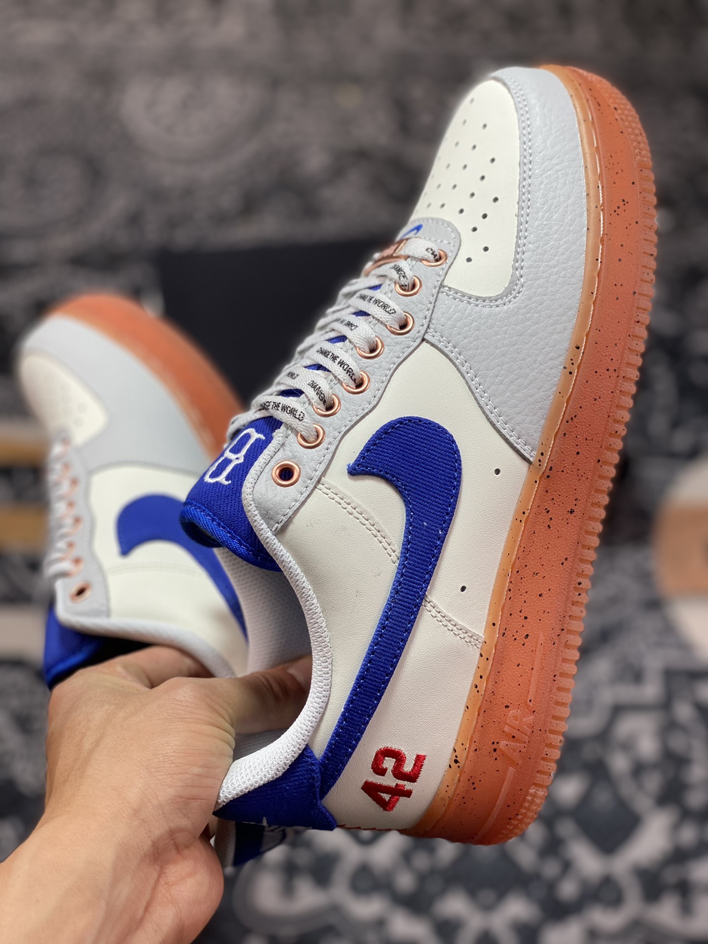 200 Nike Air Force 1’07 Low"SJackie Robinson"空军一号板鞋“皮革米白灰宝蓝红42球衣”FN1868-100