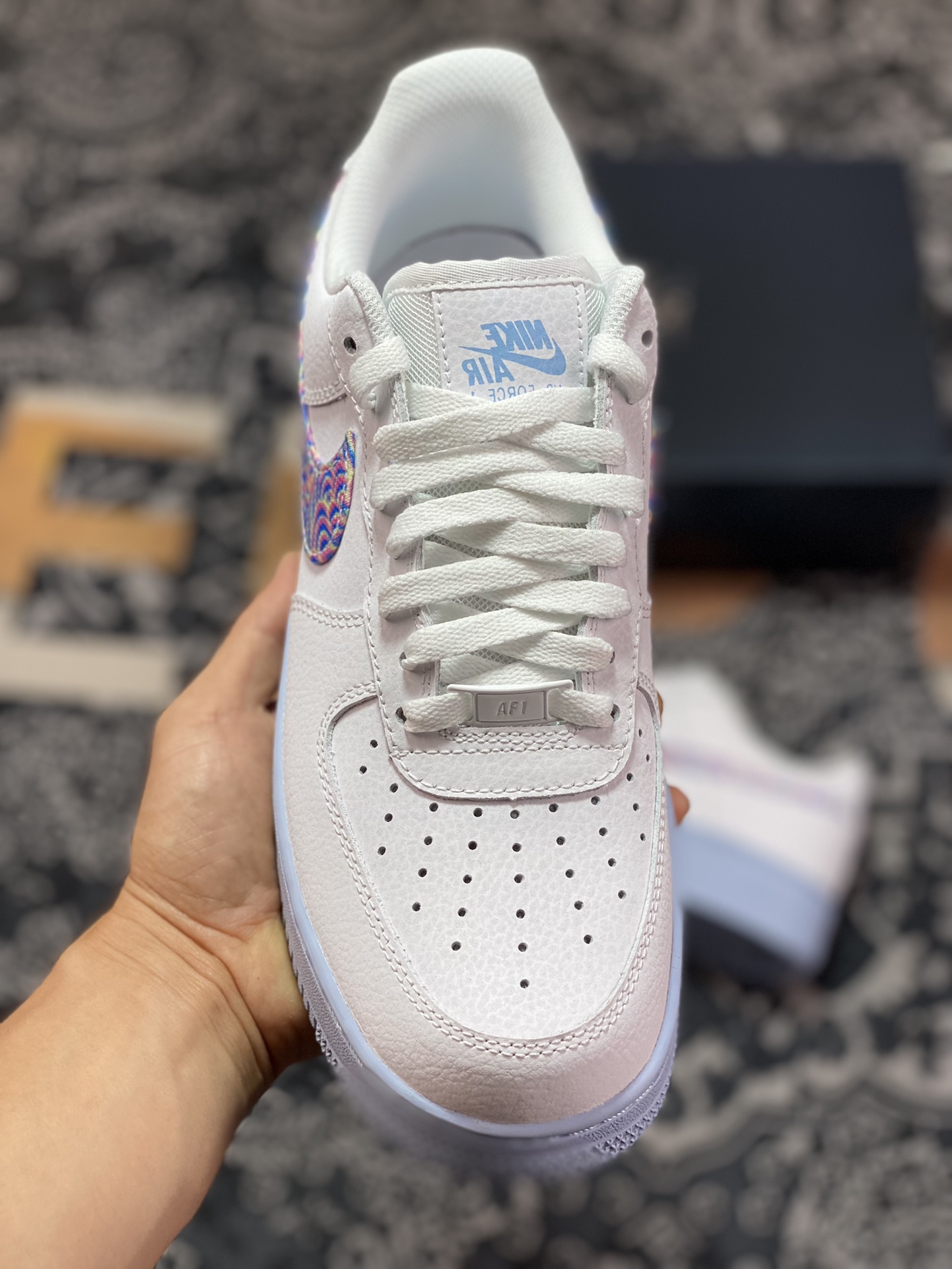 200 Nike Wmns Air Force 1 Low"White/Red"空军一号经典低帮板鞋“皮革白氢蓝”CZ0377-100