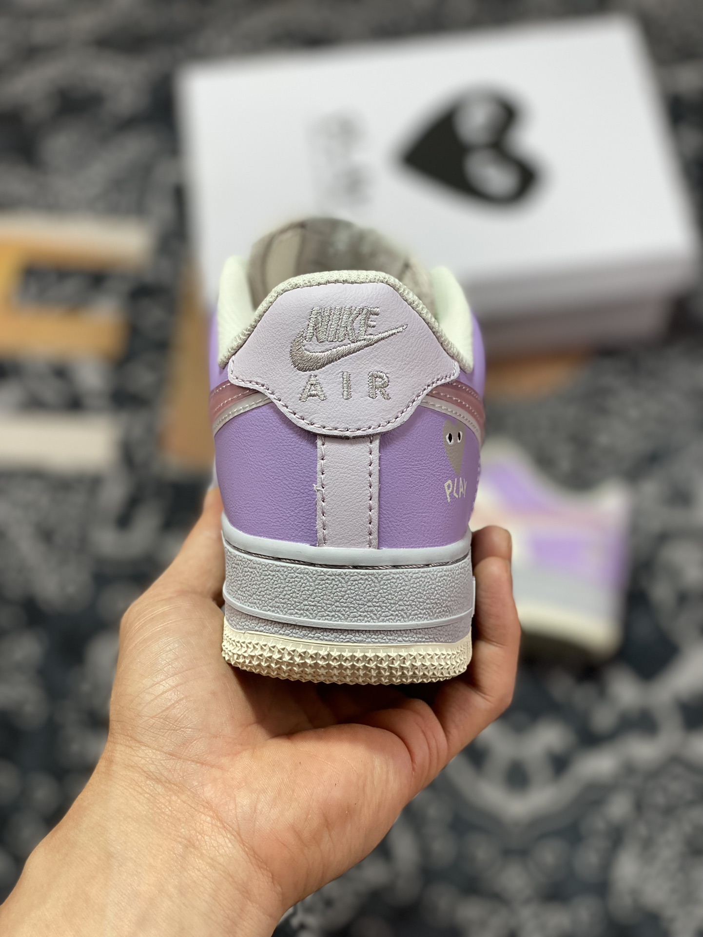 Comme des Garcons Play x Nike Air Force 1 '07 Low ”CDG” Air Force One sneakers ”Splicing light purple beige CDG heart” CJ0304-016