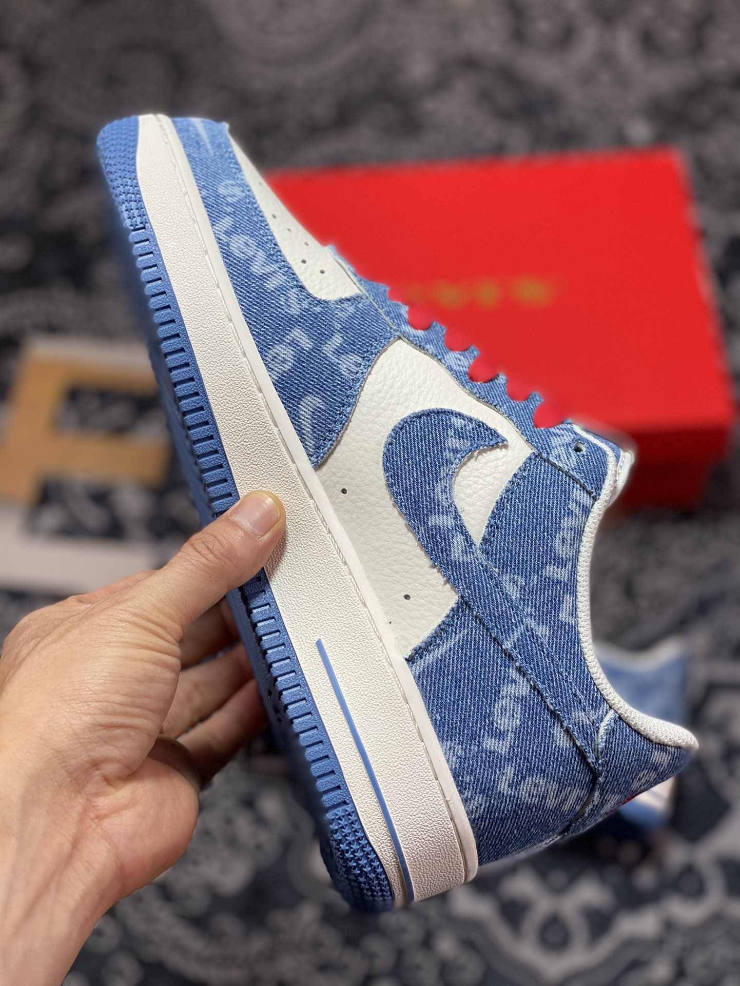 240 Levi's x Nike Air Force 1 07 Low"Exclusive Denim"空军一号板鞋 VT5698-568