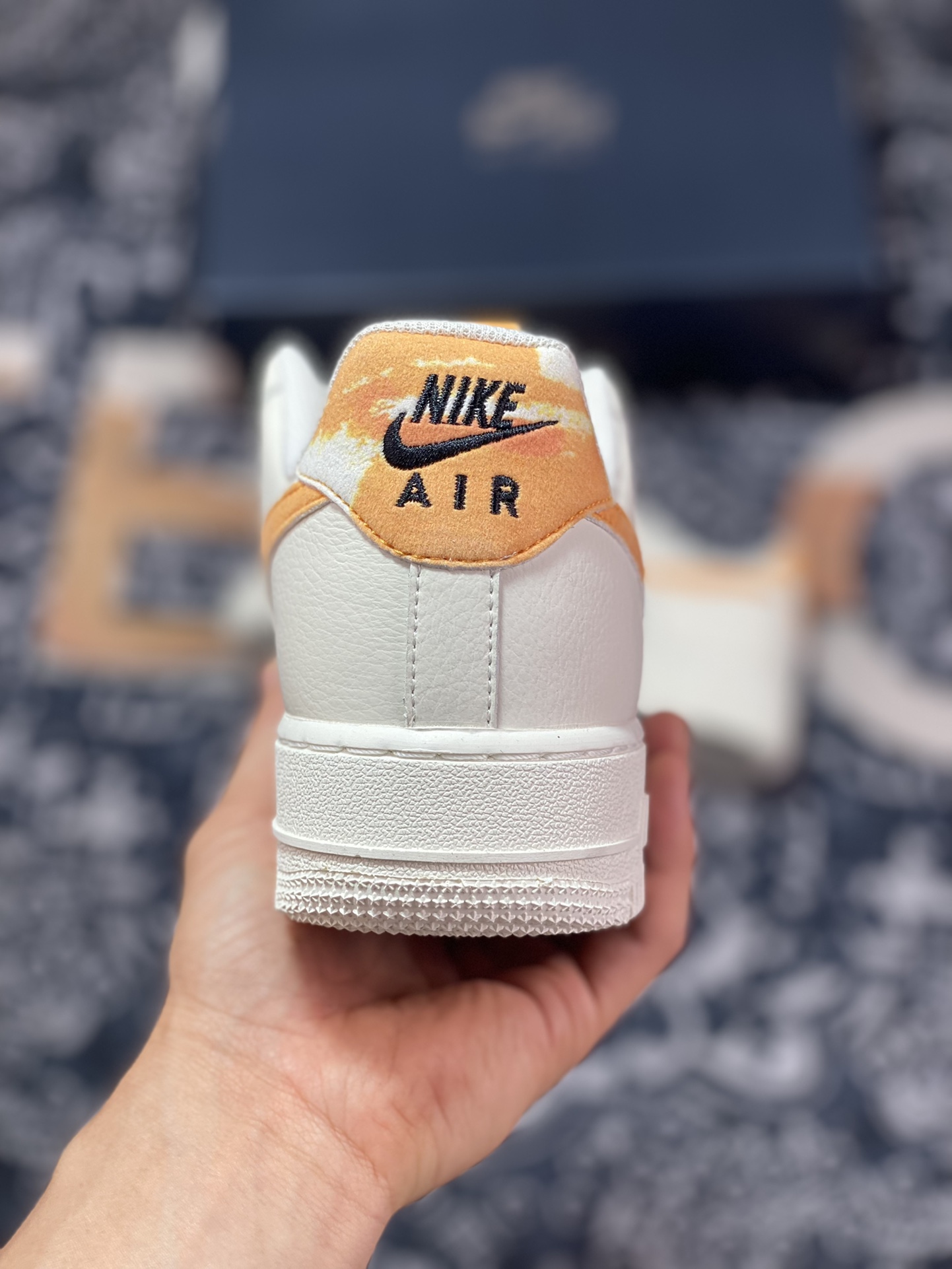 200 Nike Air Force 1’07 Low"Orange Streak"空军一号板鞋“奶白橙刷漆条纹”FN3419-100