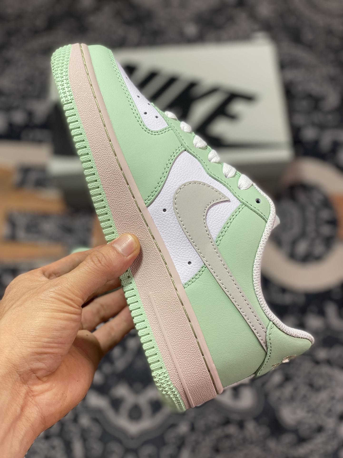 240 Nike Air Force 1 '07 Low QS"Matcha Green/White/Mini Swoosh"空军一号板鞋“拼接抹茶绿白小钩”DB3301-099