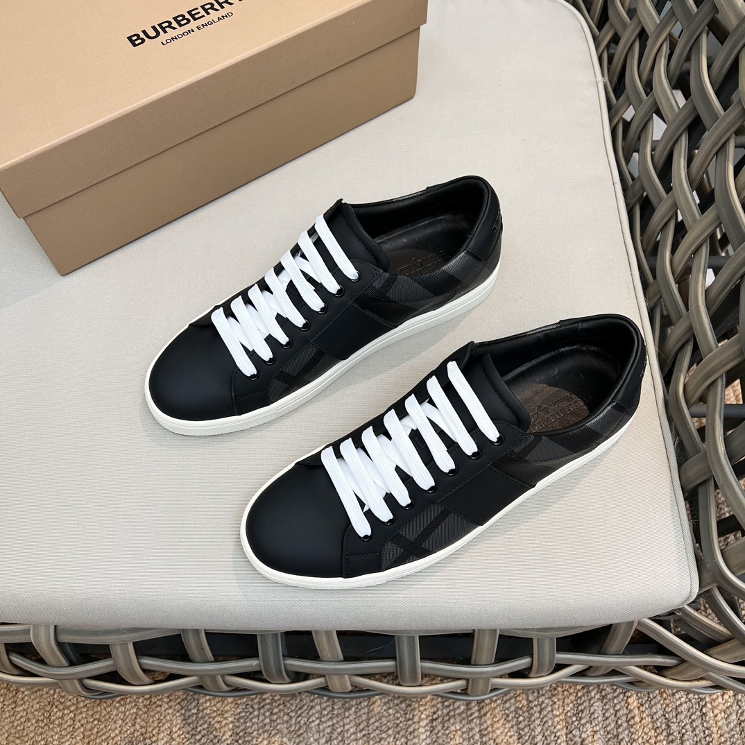 [Burberry Men