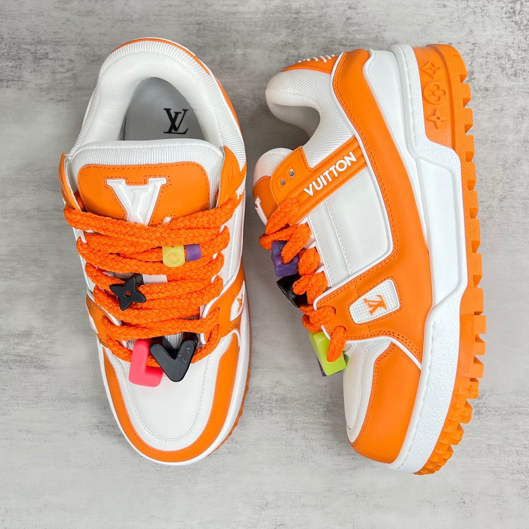 Louis Vuitton 新款上架 灭世版 (区别市场一切先行错误版本) LV Louis Vuitton 23S走秀款Trainer 胖丁面包滑板鞋 可折叠抽拉式飞机盒 独家开模暗花老花串珠 男款39-45包装退换扣15元