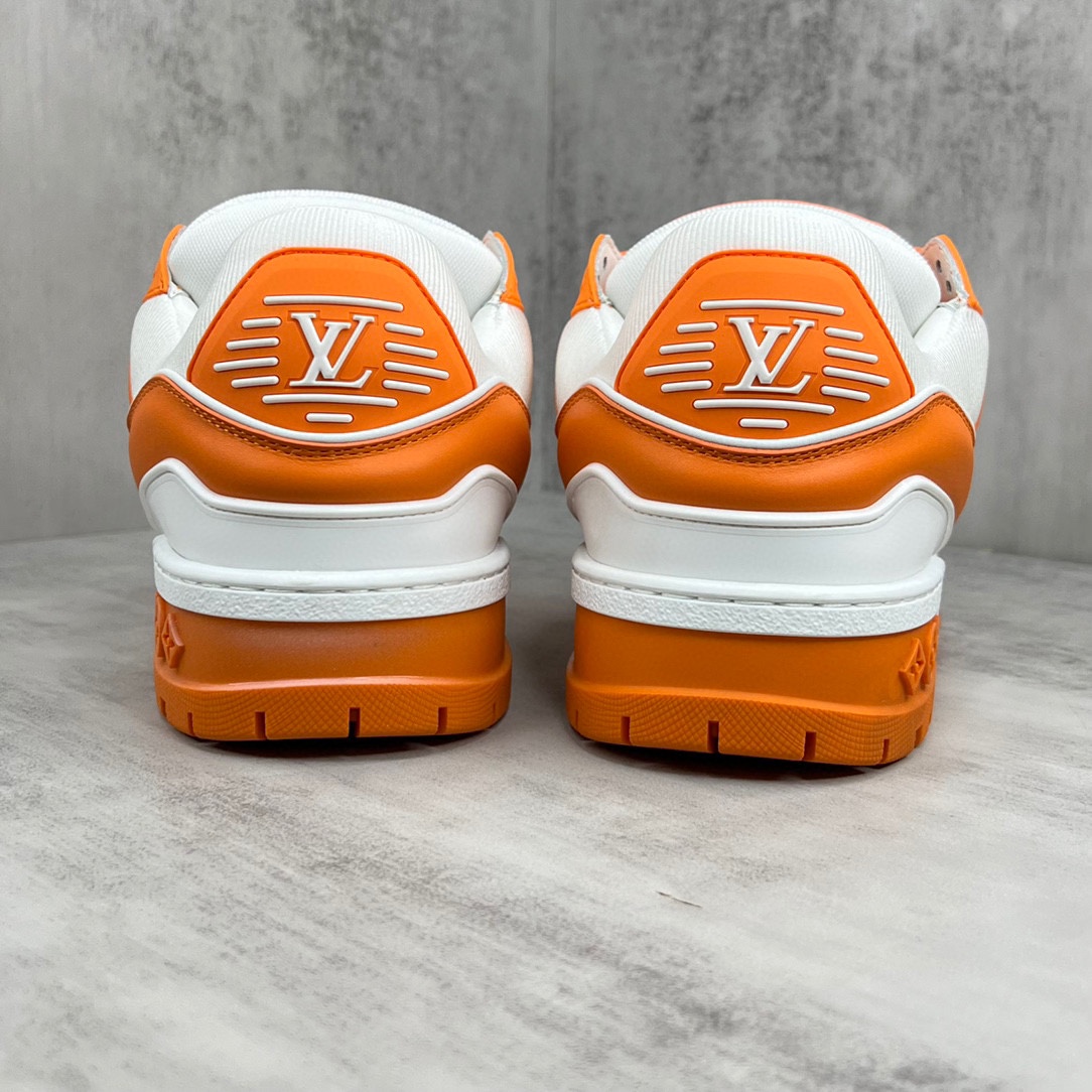 Louis Vuitton 新款上架 灭世版 (区别市场一切先行错误版本) LV Louis Vuitton 23S走秀款Trainer 胖丁面包滑板鞋 可折叠抽拉式飞机盒 独家开模暗花老花串珠 男款39-45包装退换扣15元