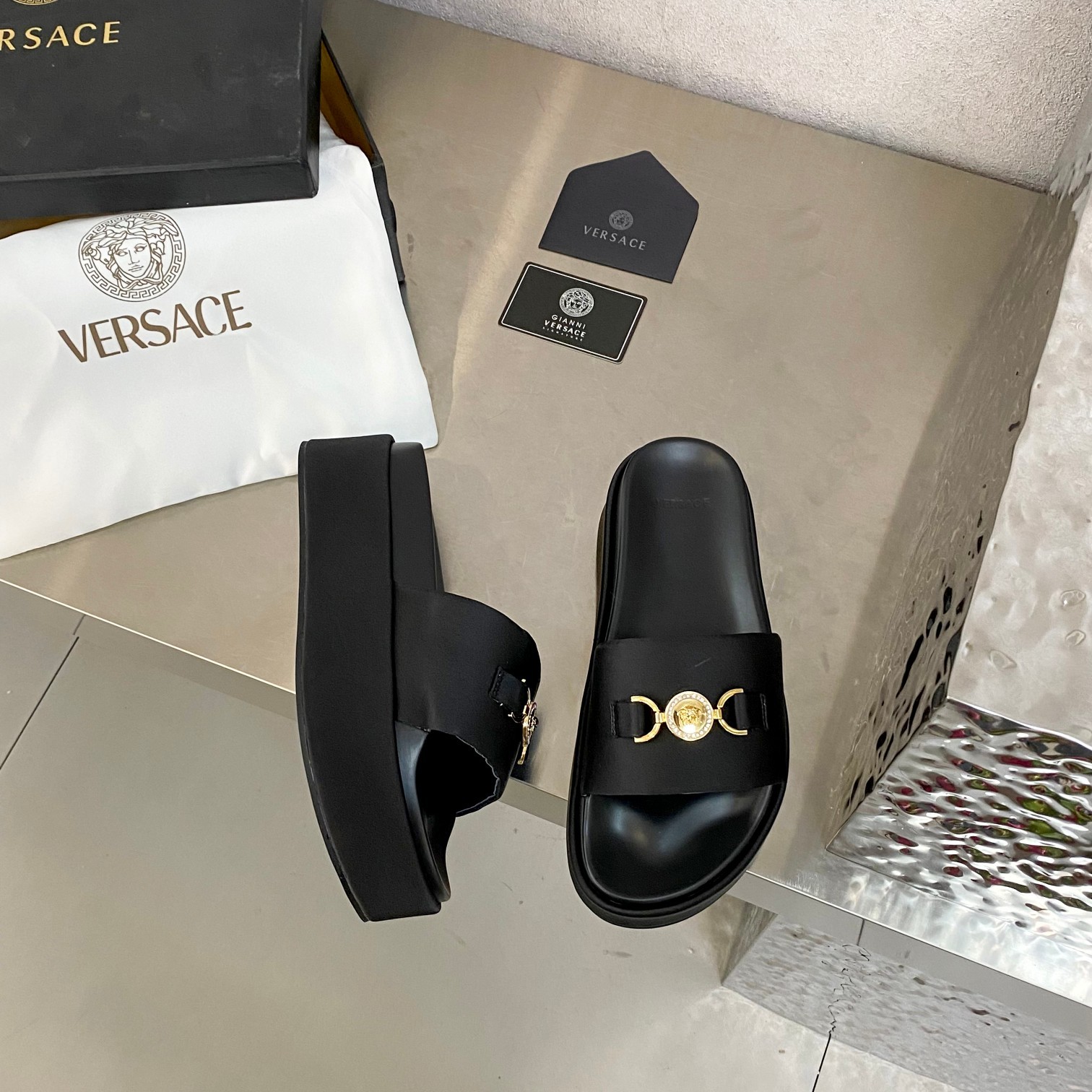 范思哲瓦萨琪Versace顶级版本范