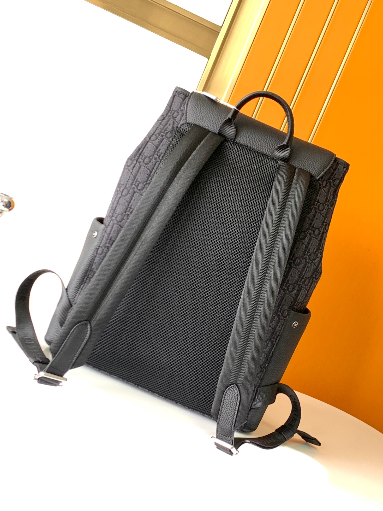 Givenchy 型号：A143#黑D提花 货 休闲 双肩背包 高端 有品味 专用高端防水布配头层牛皮