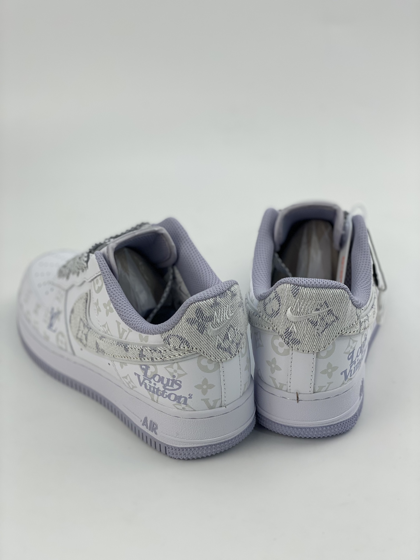 260 Nike Air Force 1 Low 07 LV联名 CV0670-200