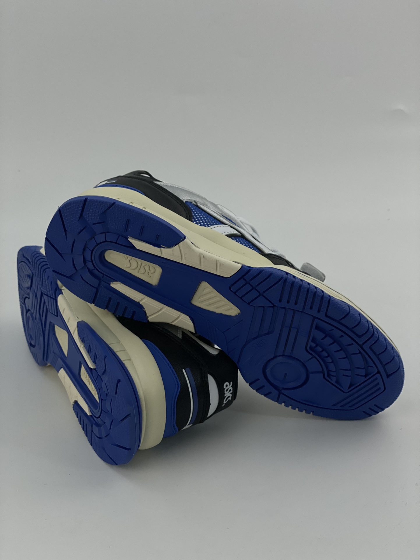 Asics Gel Spotlyte low V2 trend wear-resistant low-top retro basketball shoes 1203A258-102