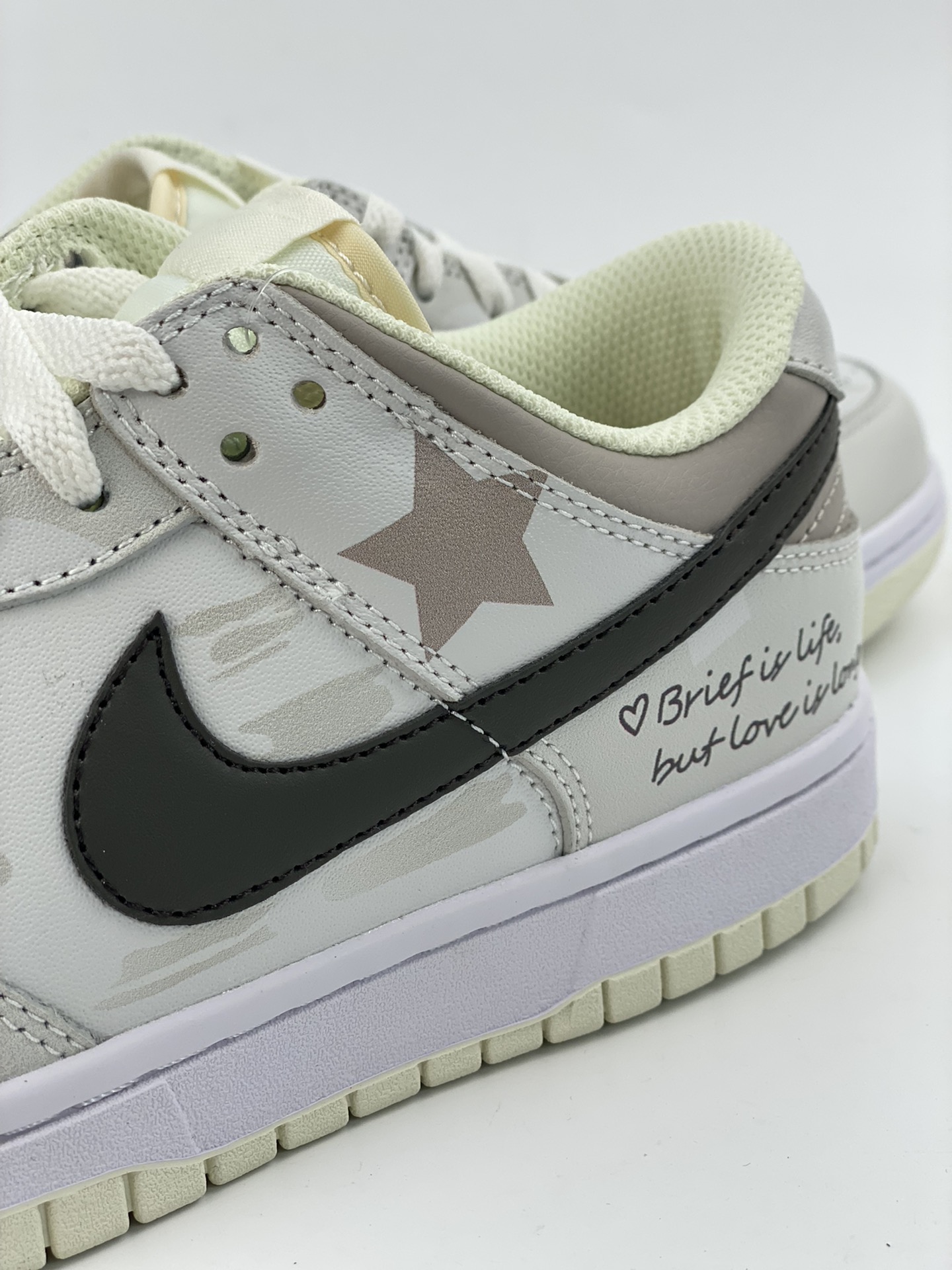 210 Nike Dunk Low 米白星星 DD8052-116