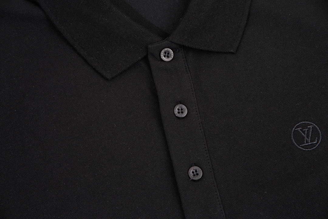 Louis Vuitton Inspired 1980s Upgrade Polo Shirt in Black, Custom Fabric, Unisex Sizes - 图片 4