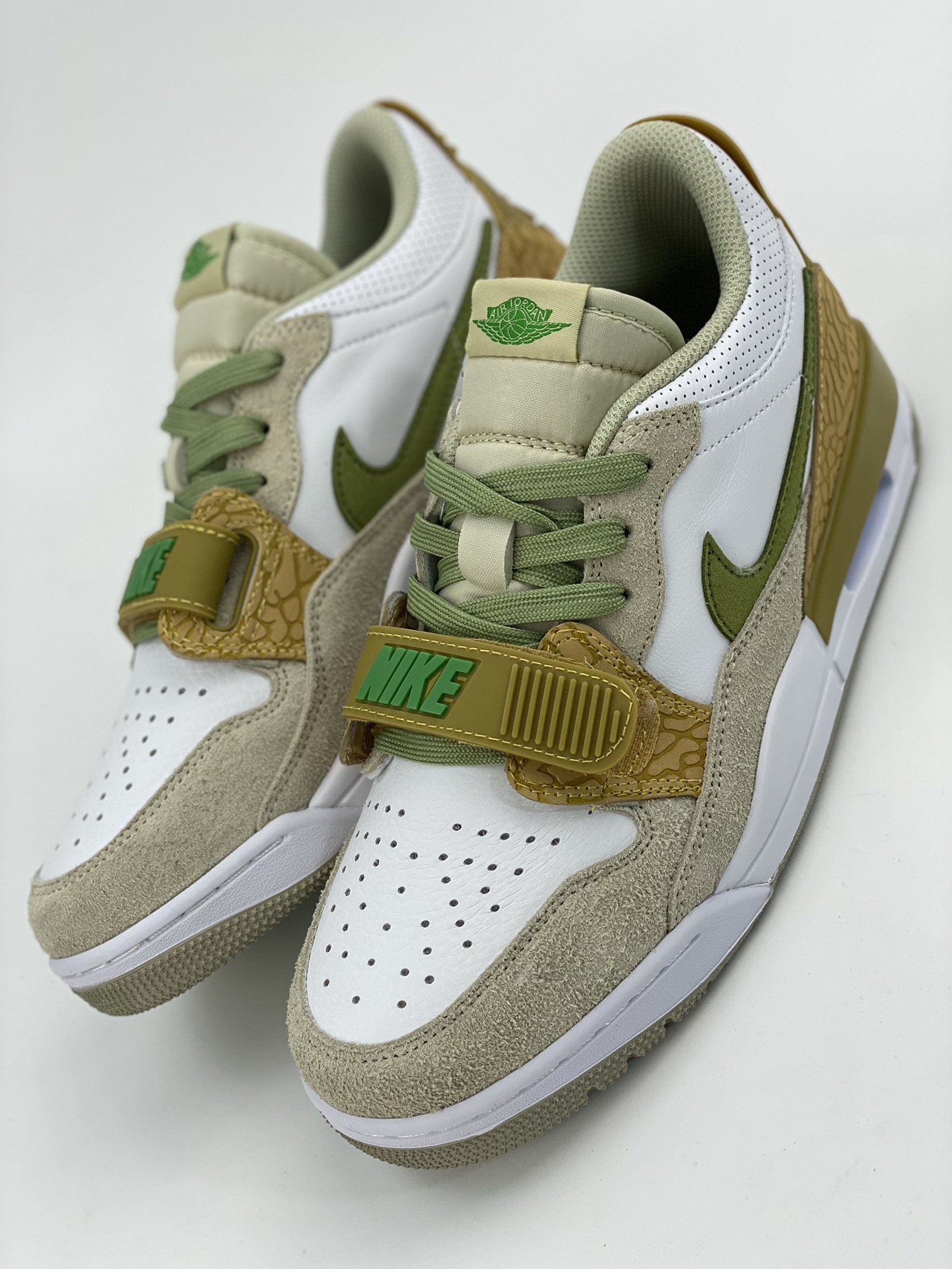 260 Nike Air Jordan Legacy 312 Low 乔丹最强三合一混合版 DX9260-001