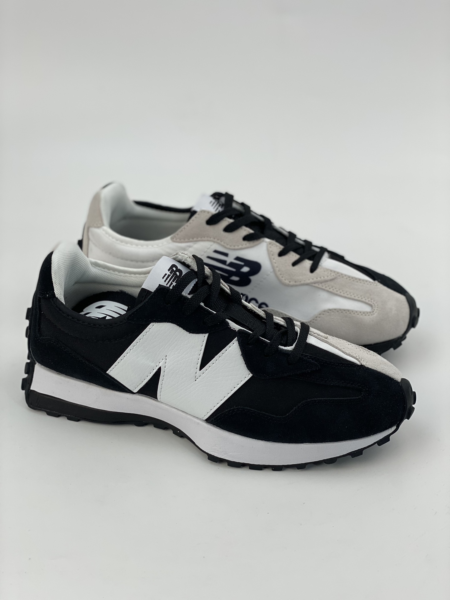 150 New Balance MS327系列 复古休闲运动慢跑鞋  MS327BW1