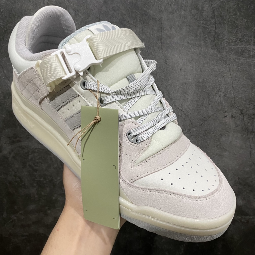 YH version Bad Bunny x Adidas Forum Buckle Low ”Grey Easter Egg” Rome series low-top sneakers ”beige gray” HQ2153