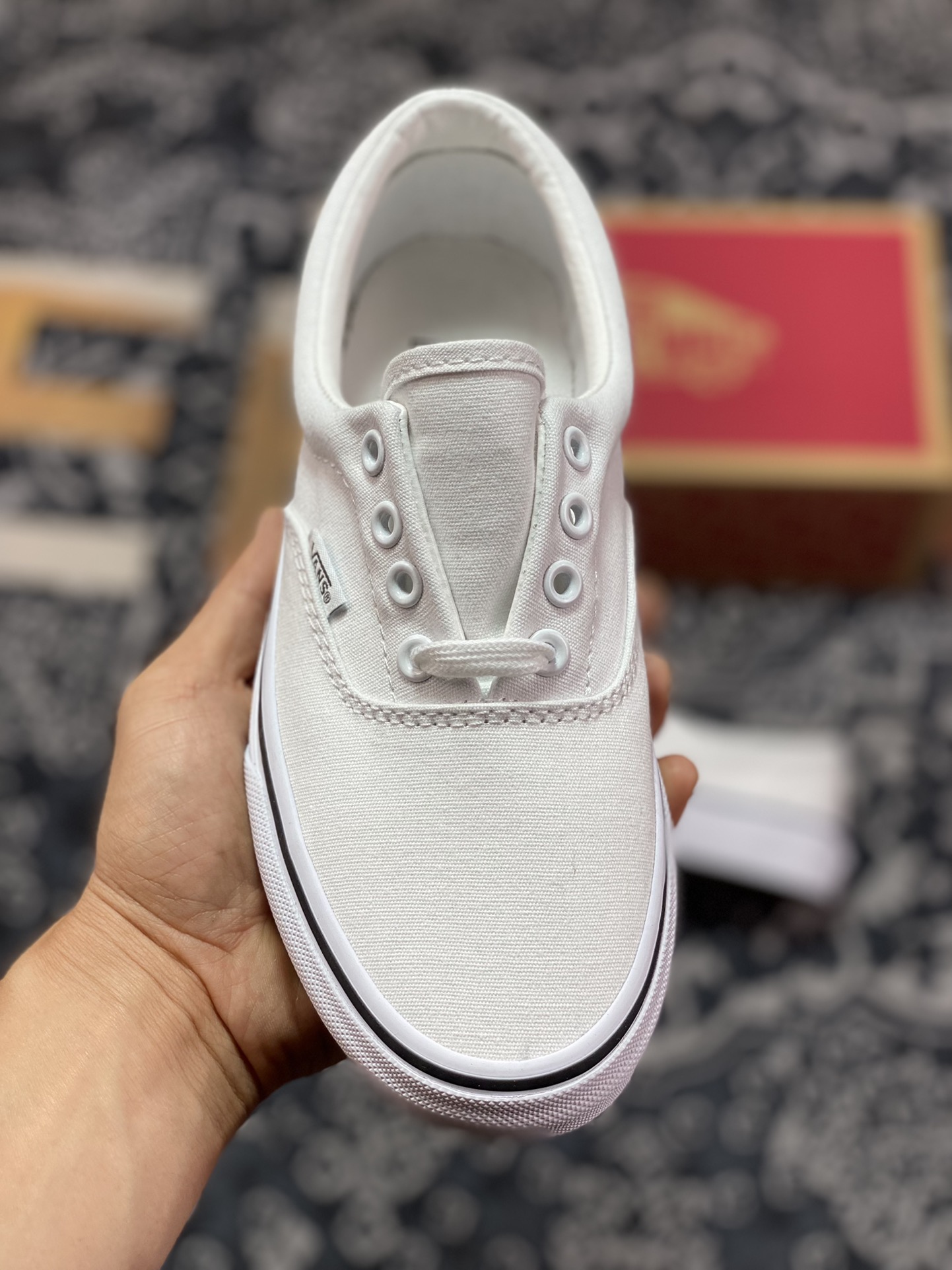 Vans Era classic pure white Vans official classic Era shoe style with white body