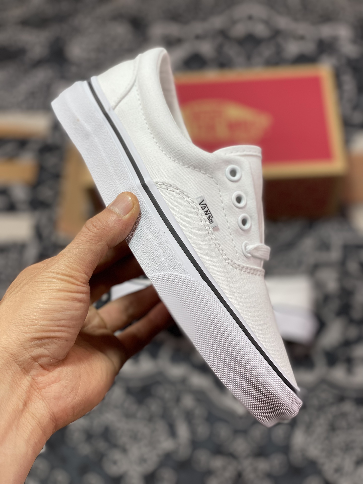 Vans Era classic pure white Vans official classic Era shoe style with white body