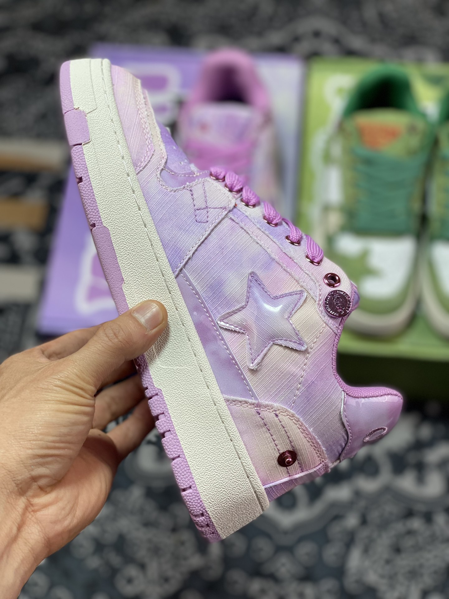 330 Kaalixto Classic Sneaker”STAR”系列低帮板鞋“彩虹紫白星星”KSH230311