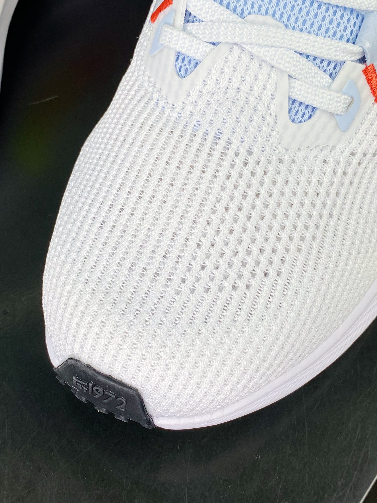200 Wmns Air Zoom Pegasus 40 Wide”White Laser Orange”40 慢跑鞋“网织白浅灰橘黄渐变钩子”DV3854-102