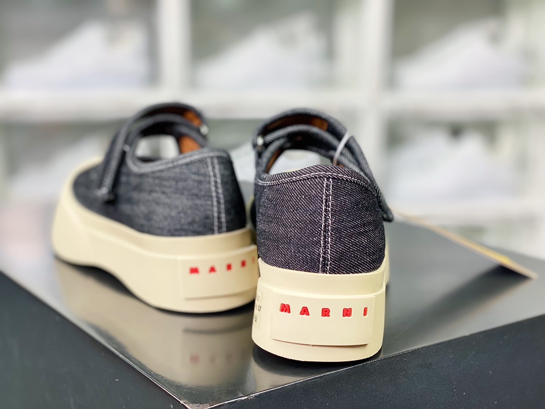 300 Pablo Leather Mary Jane Sneaker 巴勃罗低帮松糕厚底百搭魔术贴大头增高板鞋 SNZW003030P415500B64