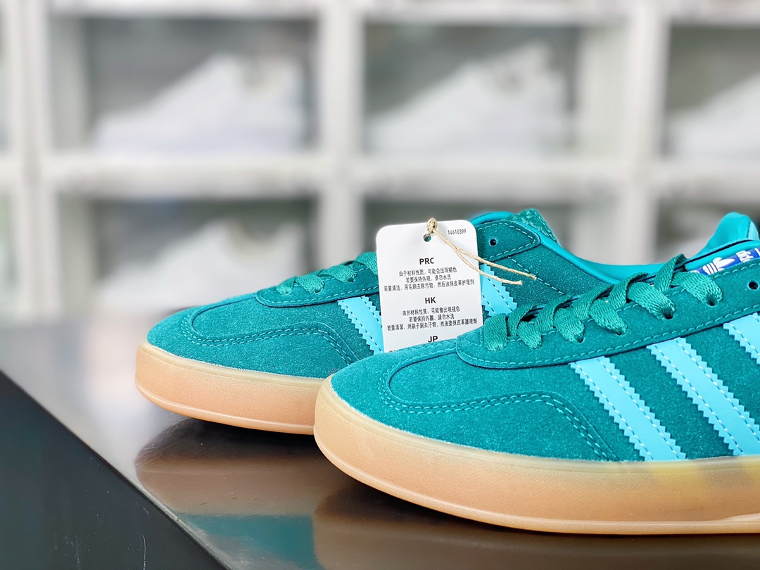 Adidas Gazelle Indoor Trainers low-top shoes ”green and light blue raw rubber sole” IG9979