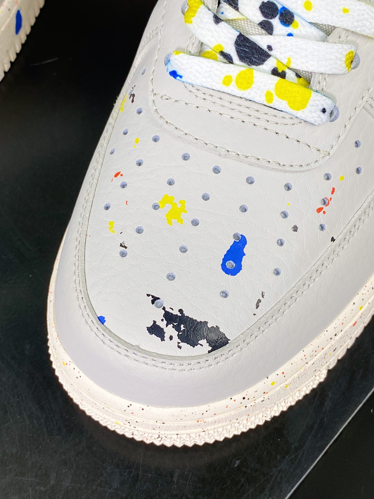 200  Air Force 1’07”Paint Splatter”空军一号板鞋“皮革泥灰黑彩泼墨”CZ0339-001