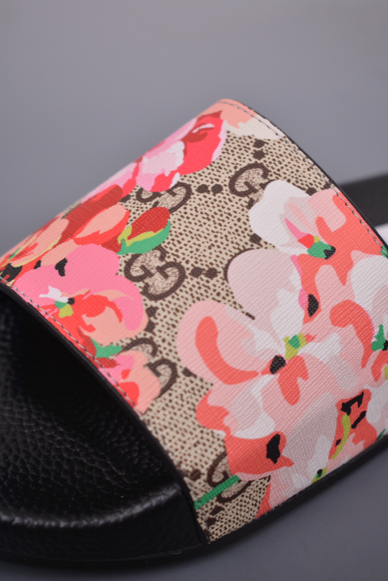 130 Gucci 古驰一字拖鞋  高端复刻 Gucci 2023ss 夏季时尚潮流爆款