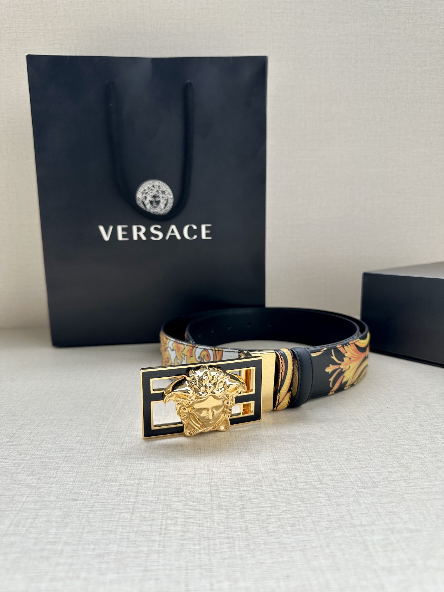 宽度3.8cmVERSACE/FENDI标志造型宽皮带联名钉扣/旋转式美人头扣范思哲原版进3D打印花绘印