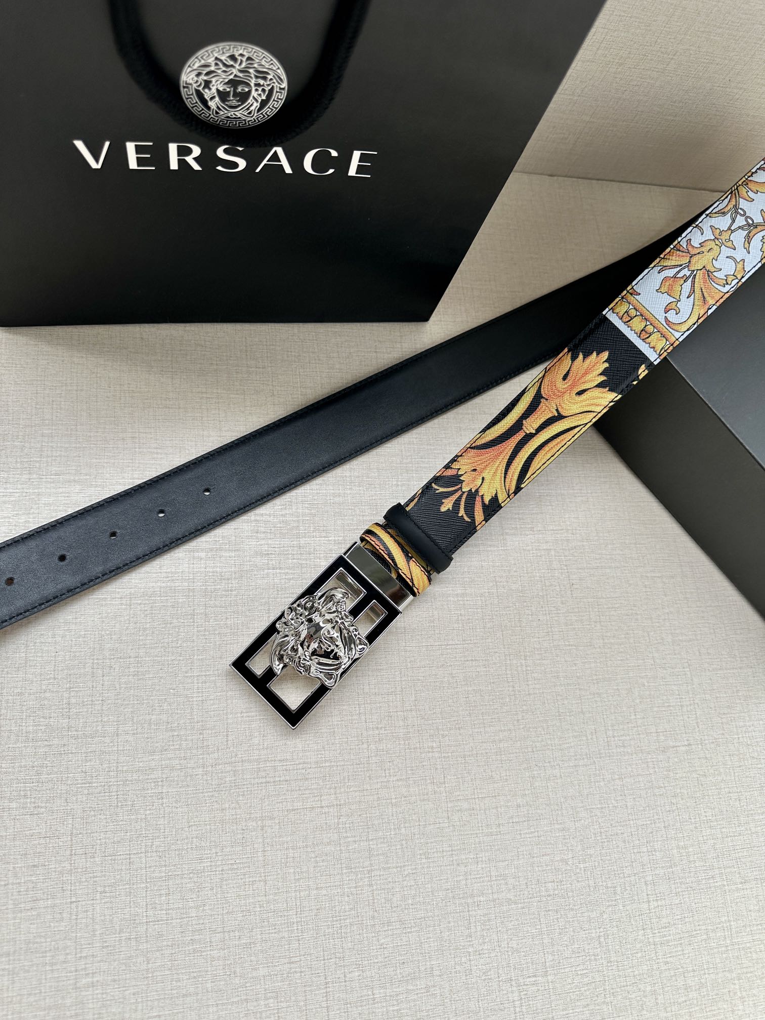 宽度3.8cmVERSACE/FENDI标志造型宽皮带联名钉扣/旋转式美人头扣范思哲原版进3D打印花绘印