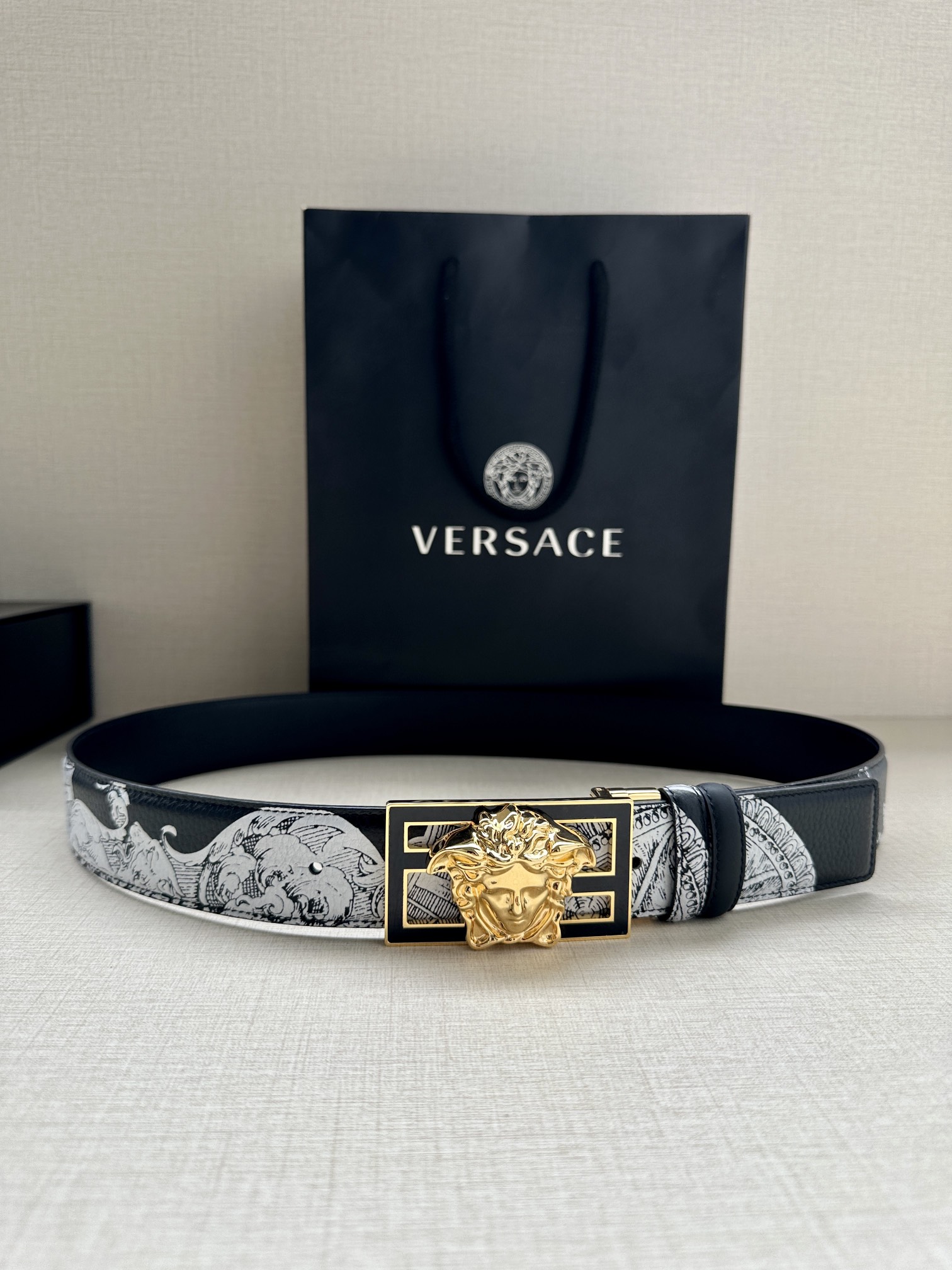 宽度3.8cmVERSACE/FENDI标志造型宽皮带联名钉扣/旋转式美人头扣范思哲原版进3D打印花绘印