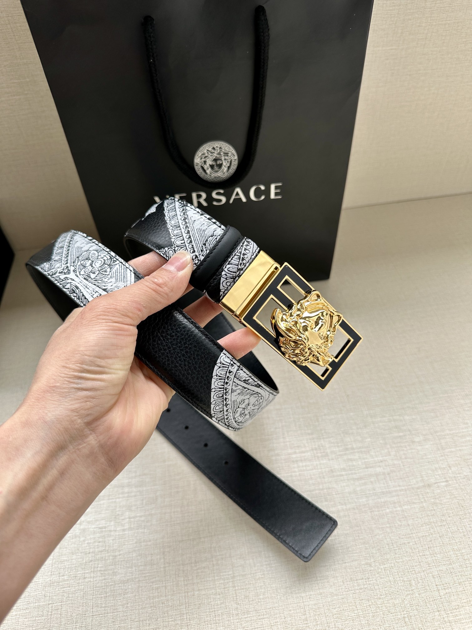 宽度3.8cmVERSACE/FENDI标志造型宽皮带联名钉扣/旋转式美人头扣范思哲原版进3D打印花绘印