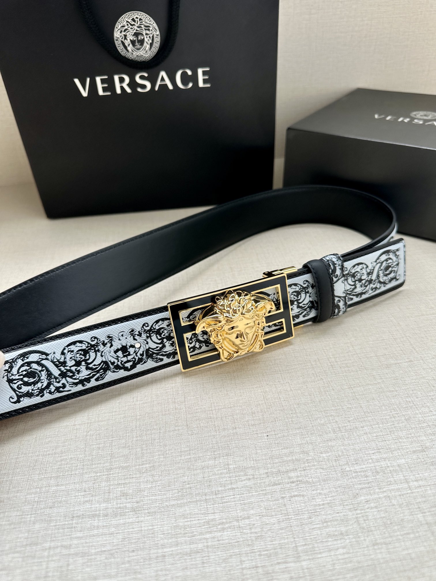 宽度3.8cmVERSACE/FENDI标志造型宽皮带联名钉扣/旋转式美人头扣范思哲原版进3D打印花绘印