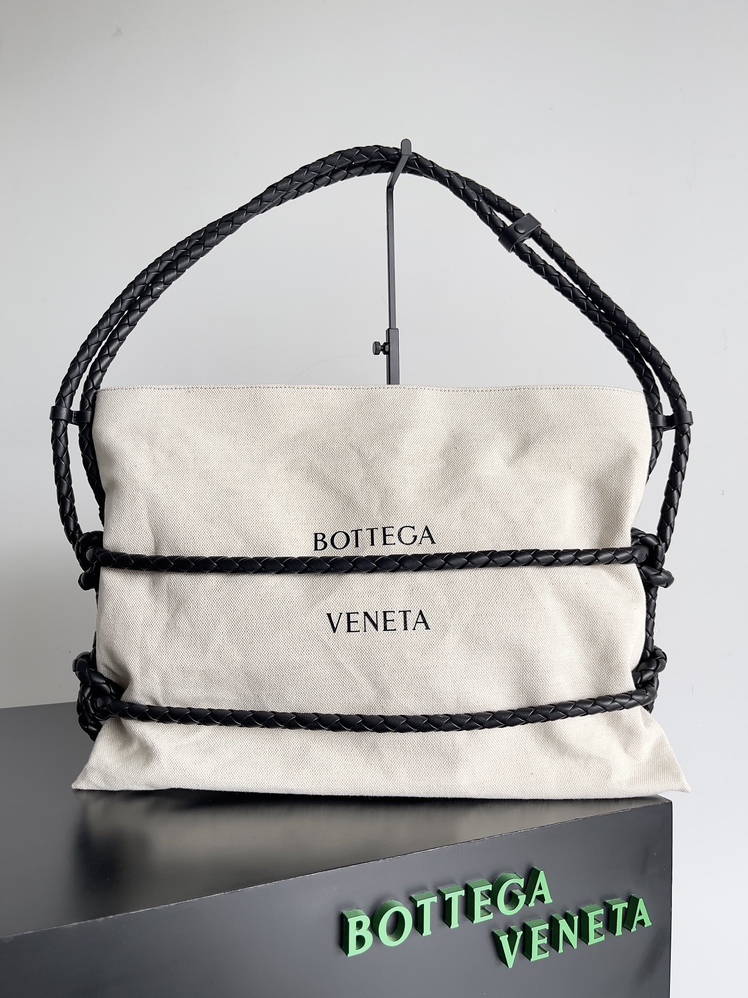 Bottega Veneta Tote Bags Black Weave Canvas Fashion