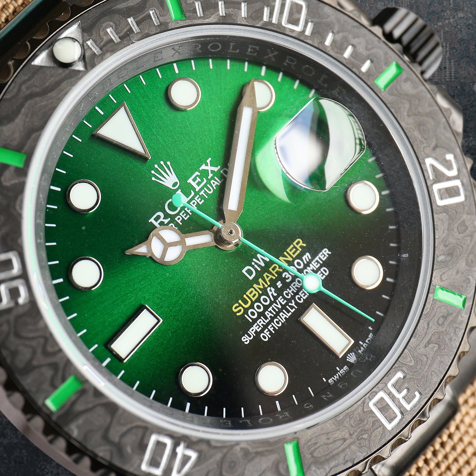 BLACK新製品発売ロレックスBLACK公式カスタム版