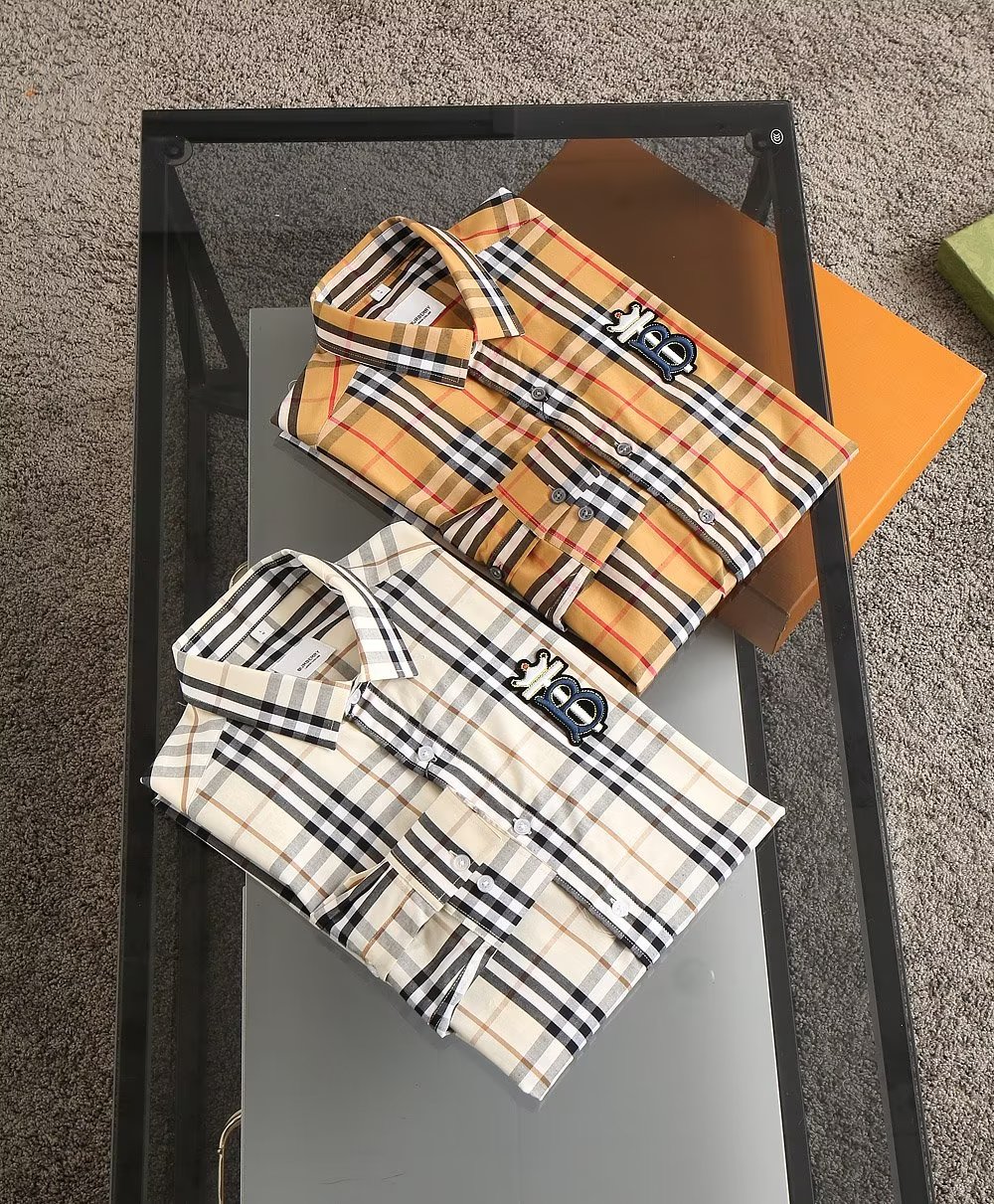 NO:128241,New products are on the market, men's clothing, classic plaid, new version, pure cotton, fabric, real shot, instant sale, stable supply, good texture, atmospheric and durable, casual business, suitable for wearing in all occasions, existing large goods/M ~3XL 120 to 200 catties, left and right, large goods P, alexander wang19860909新品上市,男装装 经典格 新版本,纯棉,面料,实物拍摄,即转即卖,货源稳定,质感好,大气耐穿,休闲 商务均可,适合各种场合穿,现有大货/M ~3XL 120到200斤,左右穿,大货P,,alexander wang,Men's clothing