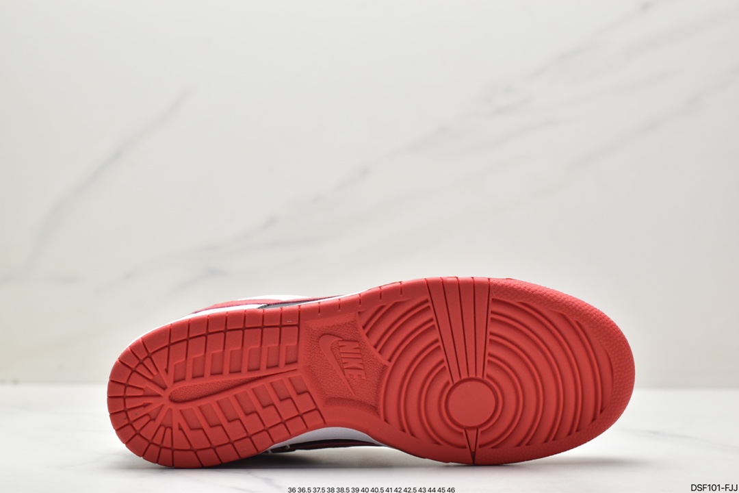 105 耐克Nike SB Zoom Dunk Low 板鞋 FD9762-061