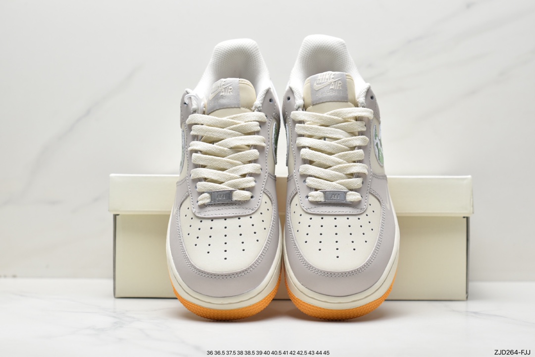 240 Air Force 1 '07 Low 空军一号休闲板鞋 BS9055-301