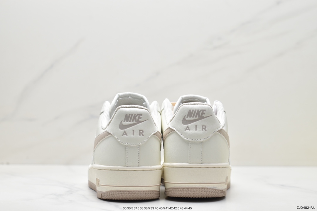240 Air Force 1 '07 Low 空军一号休闲板鞋 SP0758-030