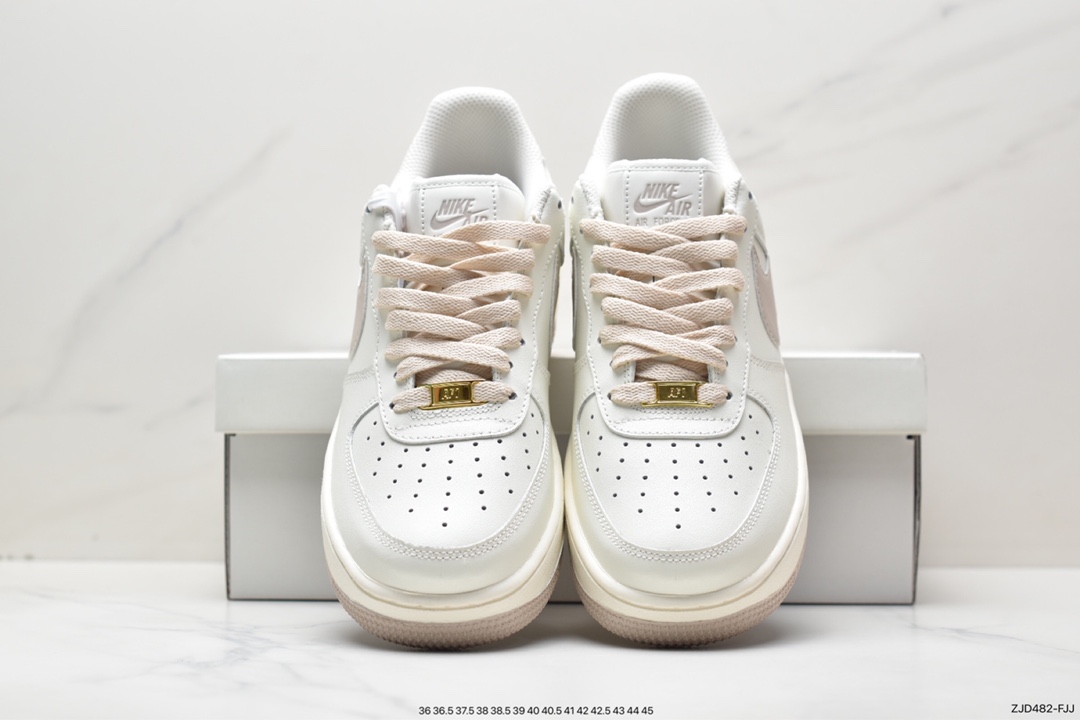 240 Air Force 1 '07 Low 空军一号休闲板鞋 SP0758-030