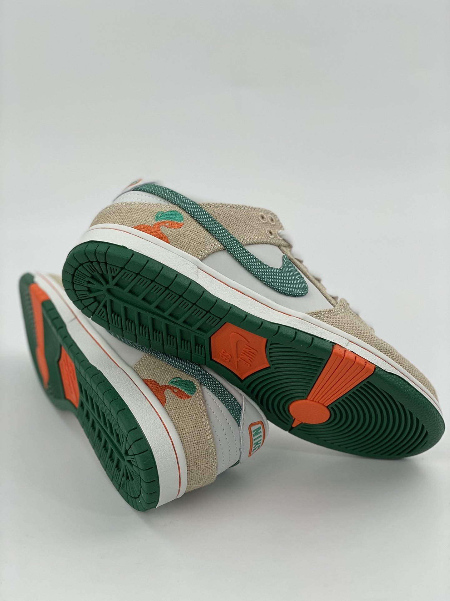 210 墨西哥国民级饮料品牌Jarritos Nike SB Dunk Low 橘子汽水 FD0860-001