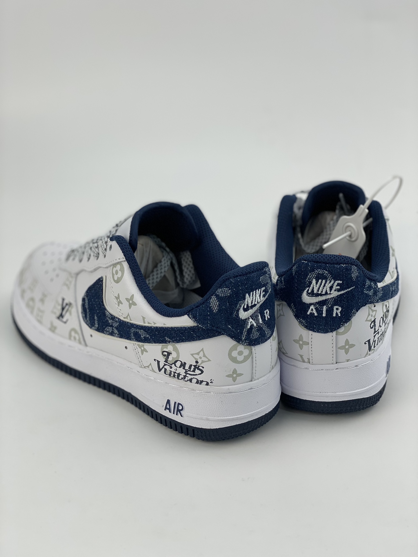 220 Nike Air Force 1 Low 07 LV联名 DR9868-600