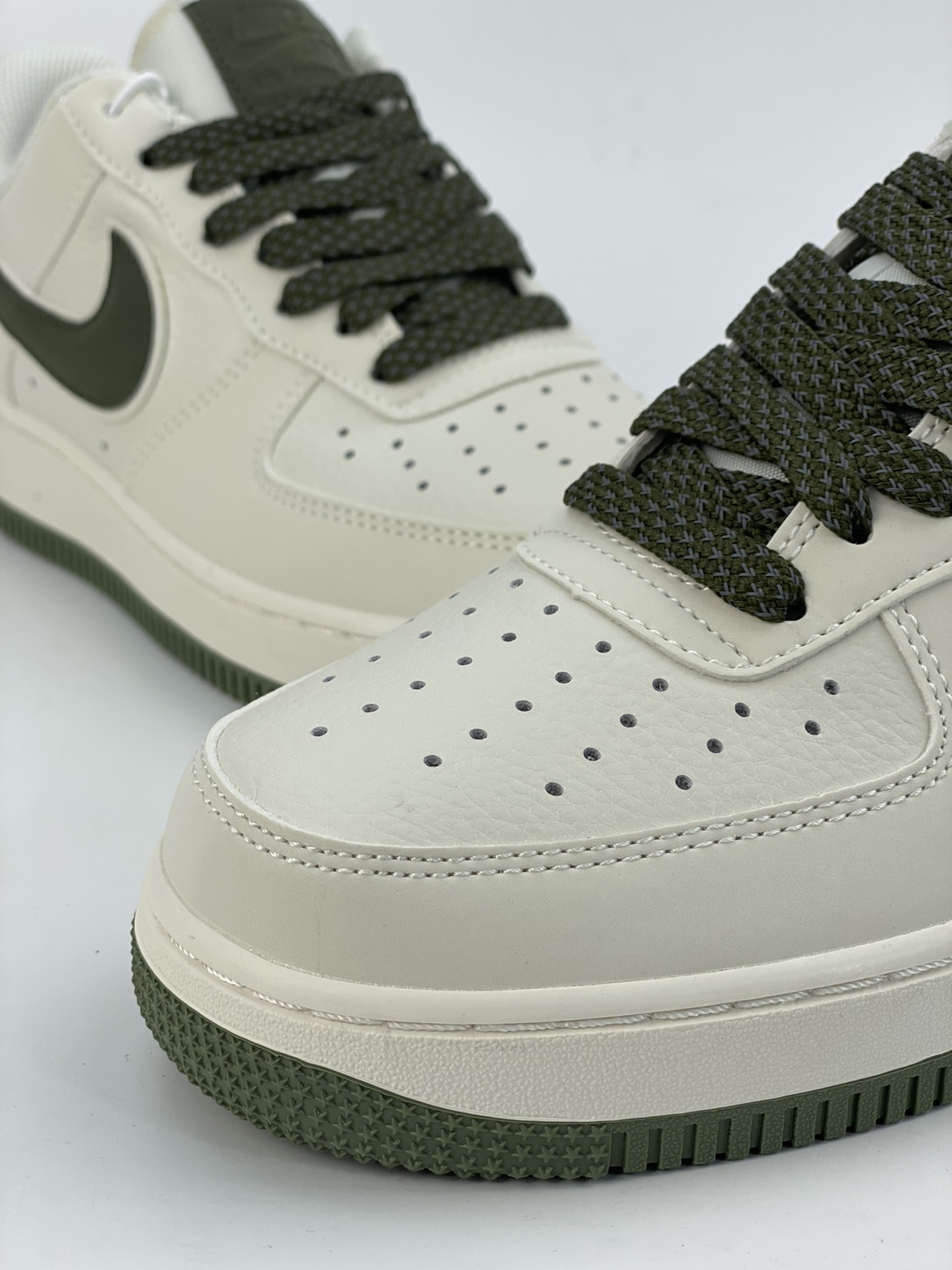 240 Nike Air Force 1 Low 07 橄榄绿 GL6835-008