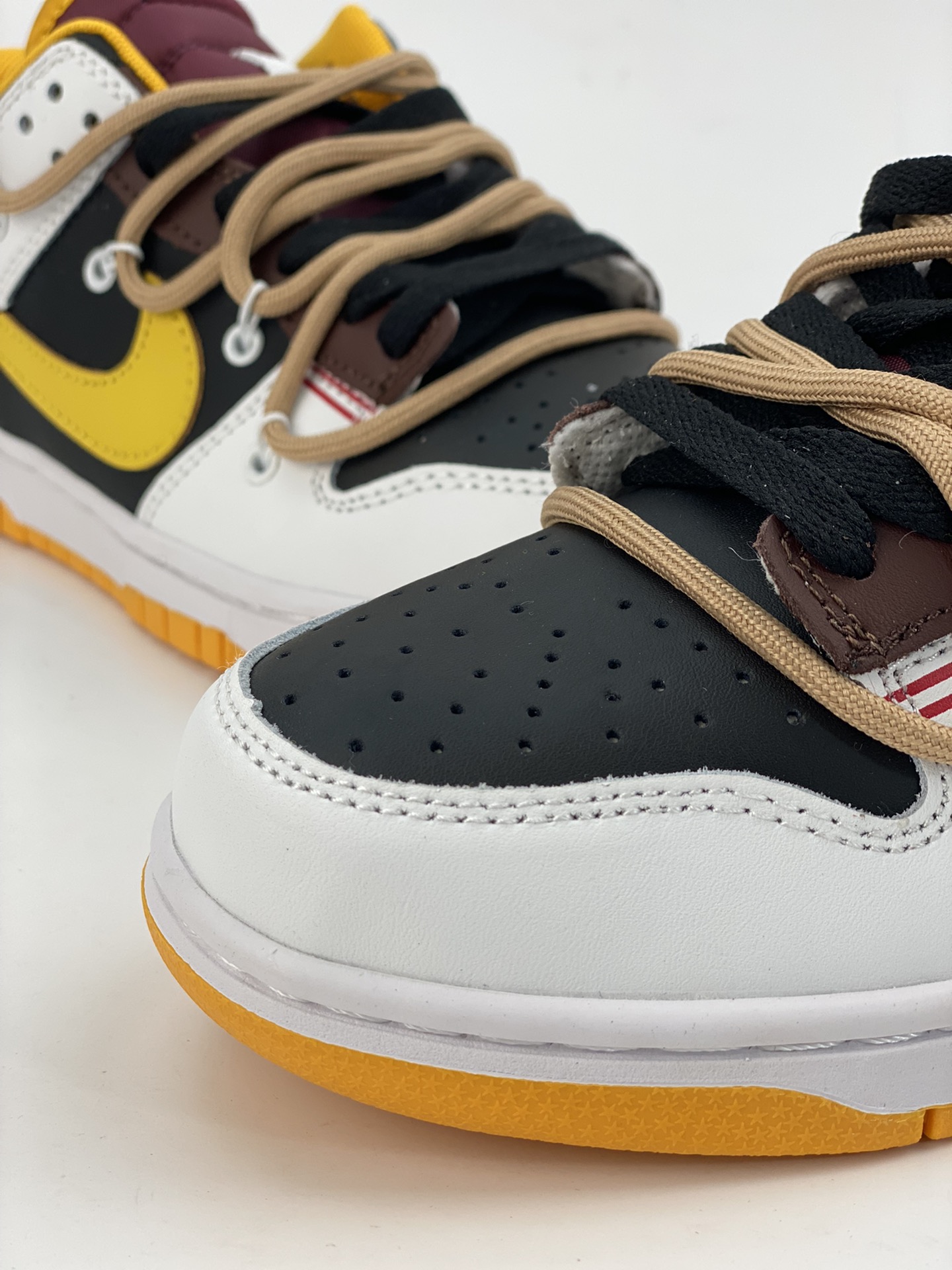 200 NIKE SB Dunk Low 黑橙绑带 DD1391-702