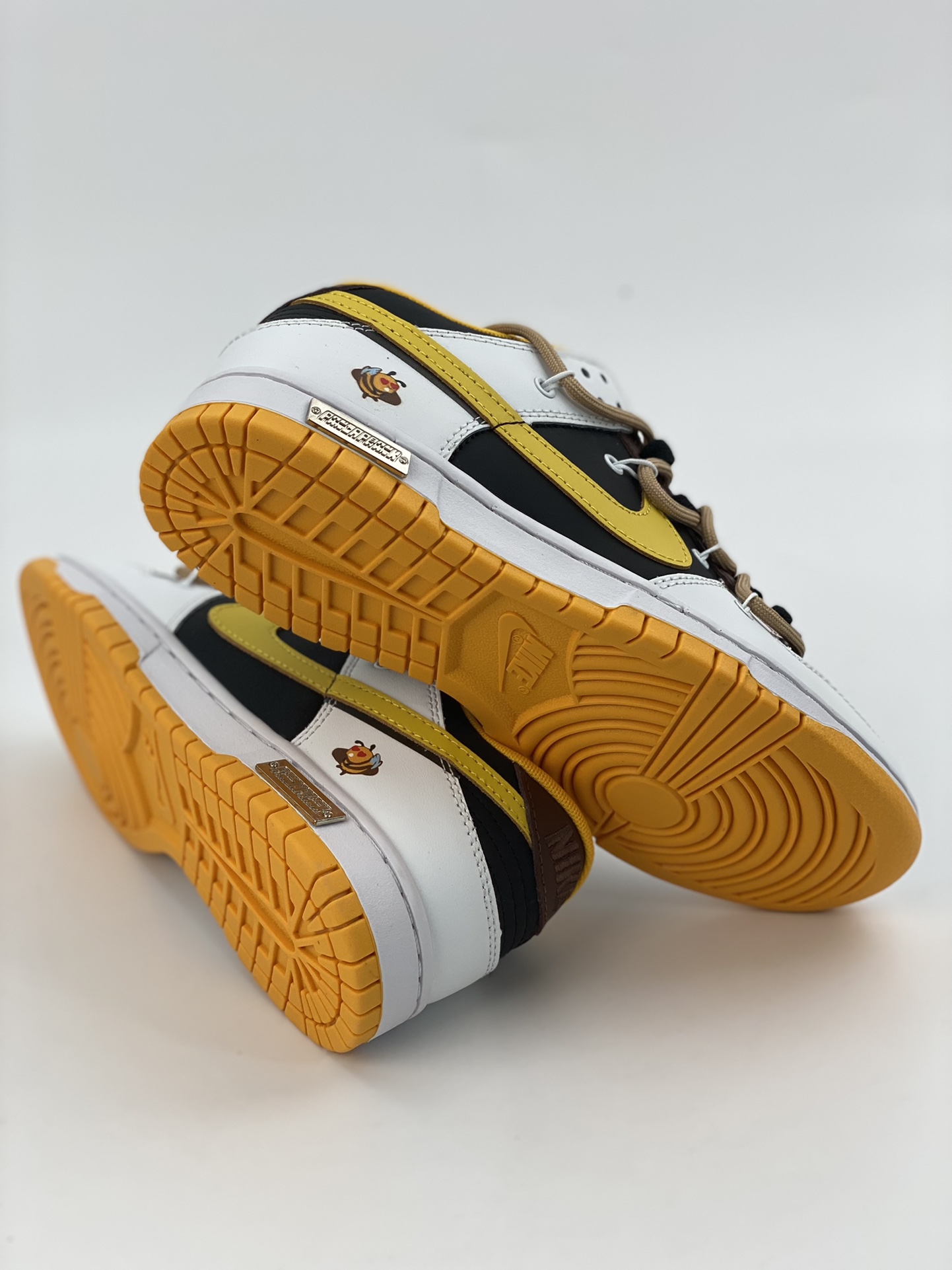 200 NIKE SB Dunk Low 黑橙绑带 DD1391-702