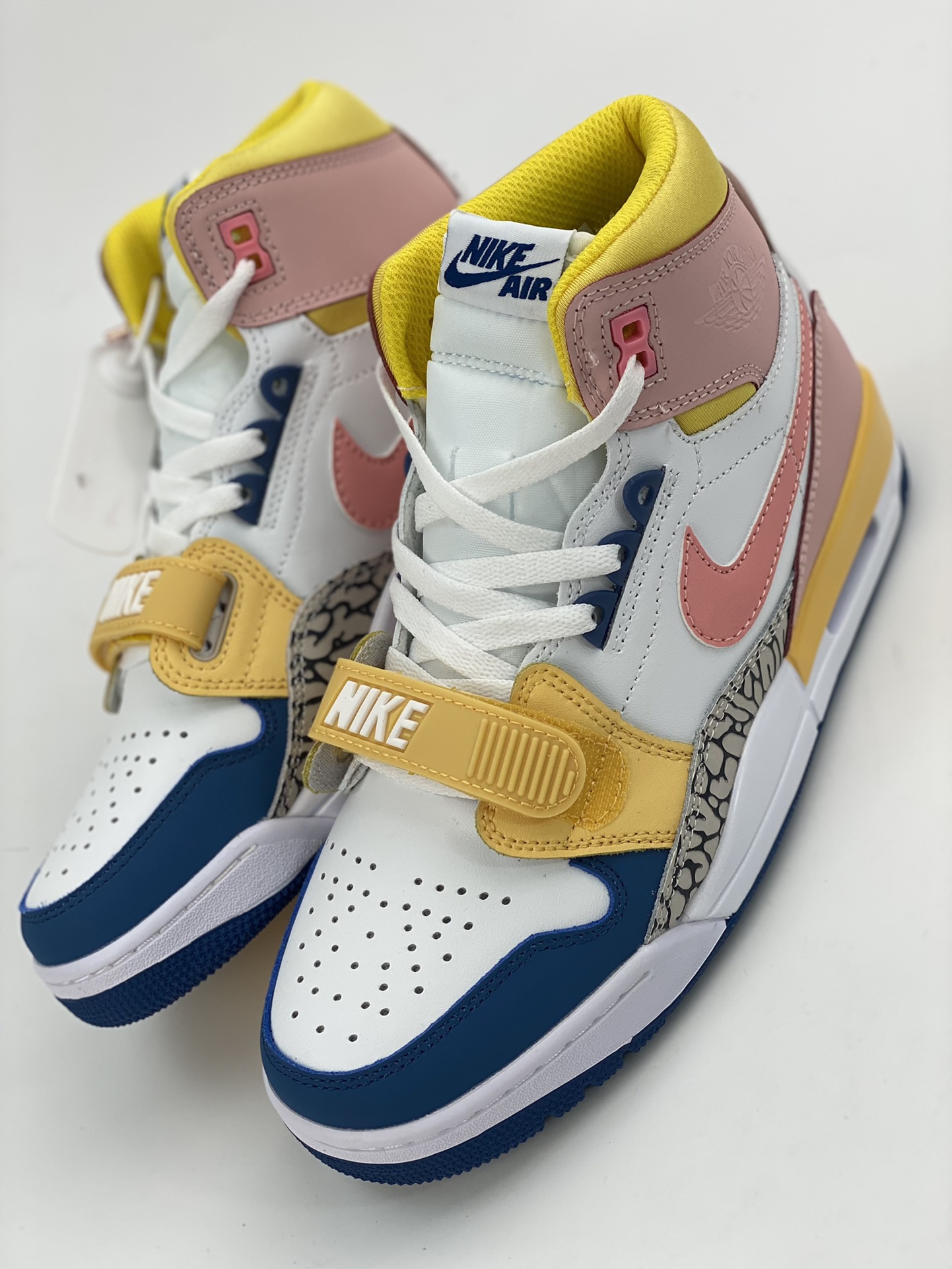 240 Air Jordan Legacy 312 白粉黄 FD9909-161