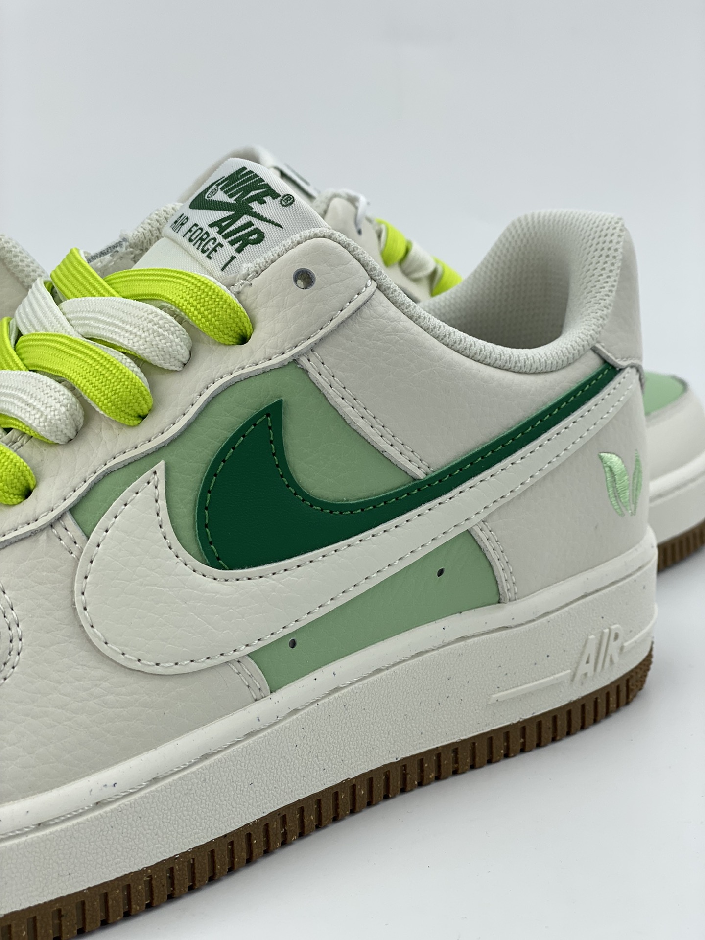 260 Nike Air Force 1 Low 07 草绿双钩 CC2569-055