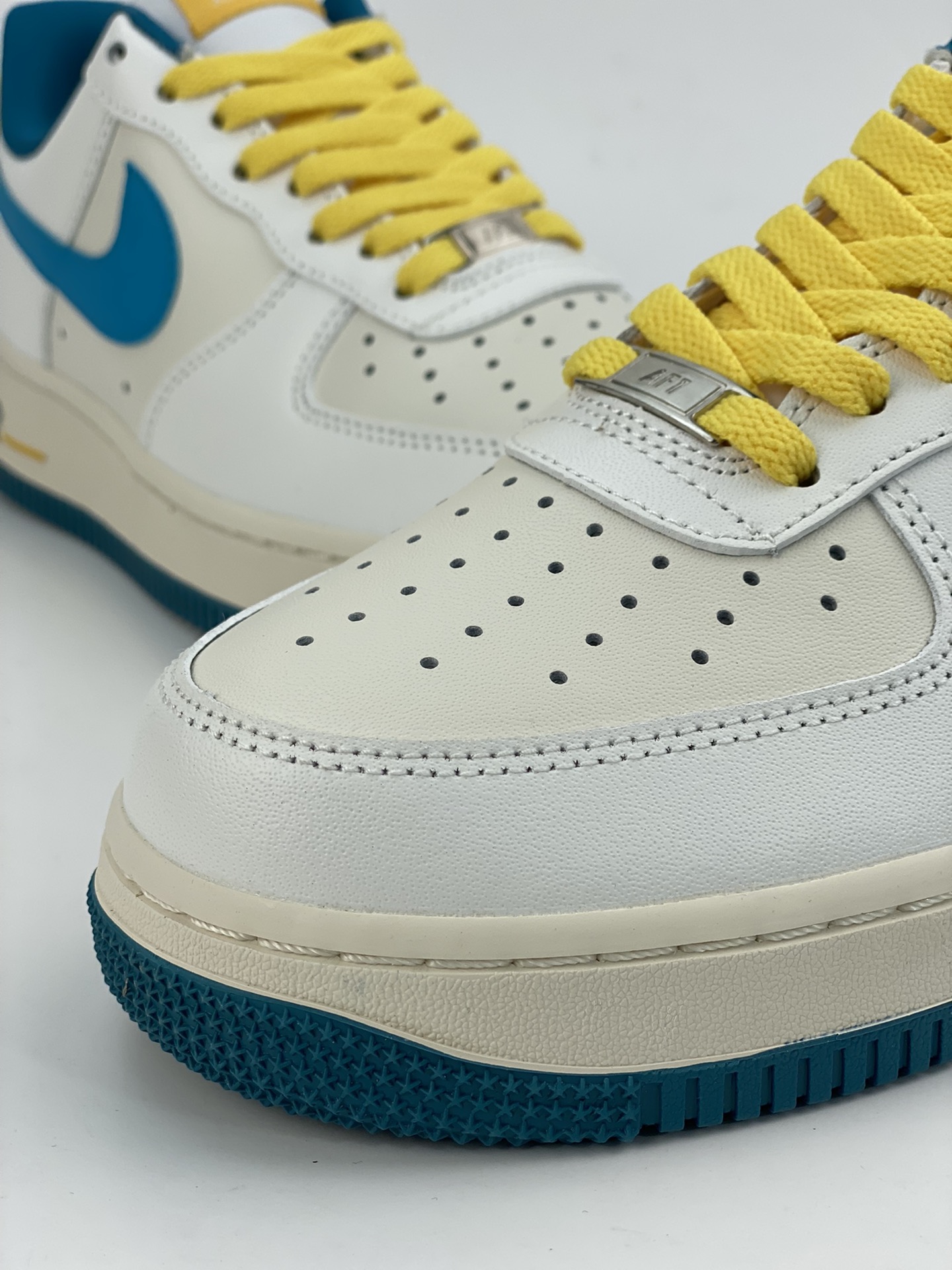 200 Nike Air Force 1 Low 07 白蓝黄 CW3380-203