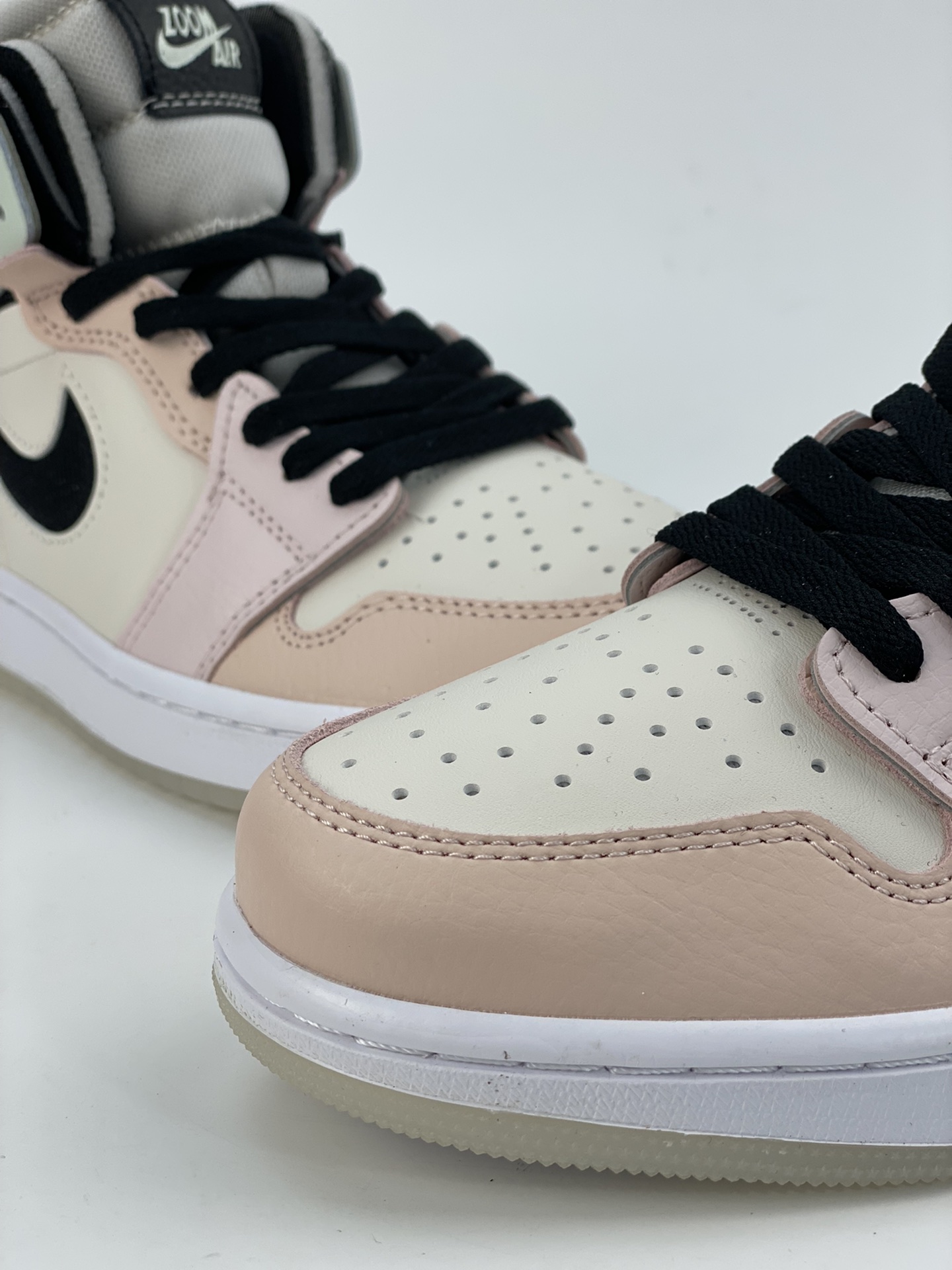 240 Air Jordan 1 Zoom Air CMFT 公司同源3M反光材质精心打造 DQ5091-041