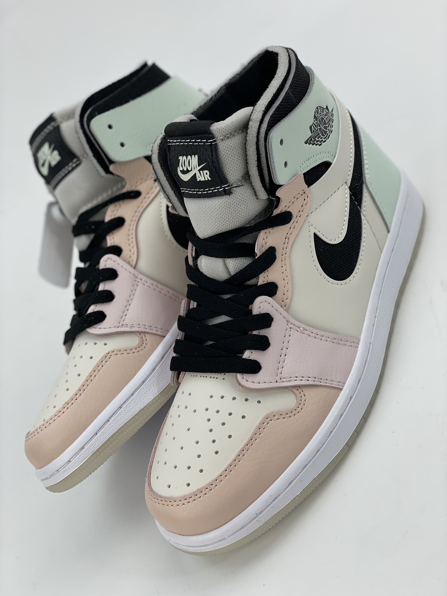 240 Air Jordan 1 Zoom Air CMFT 公司同源3M反光材质精心打造 DQ5091-041