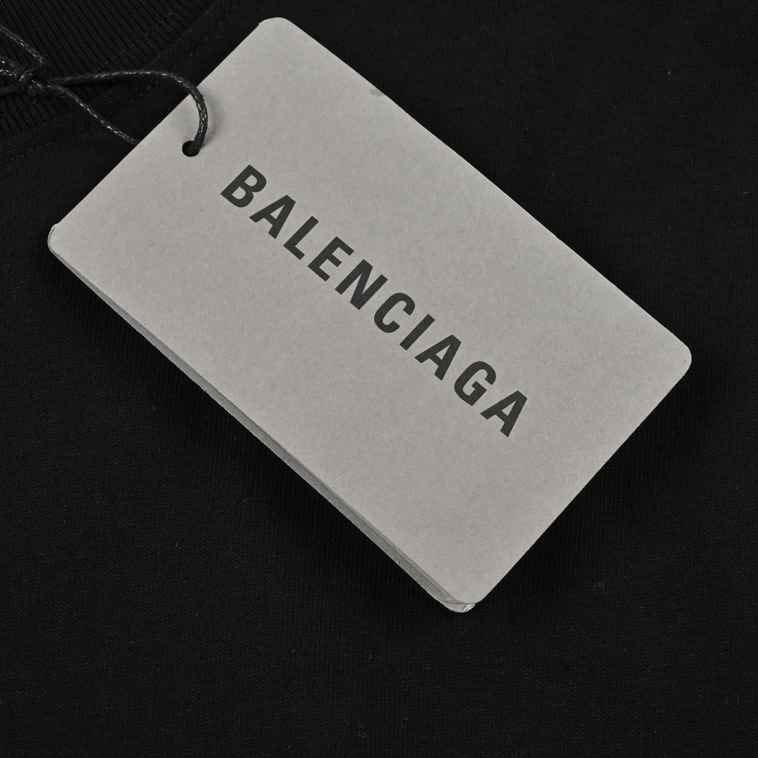Balenciaga巴黎世家模糊字母阴影短袖