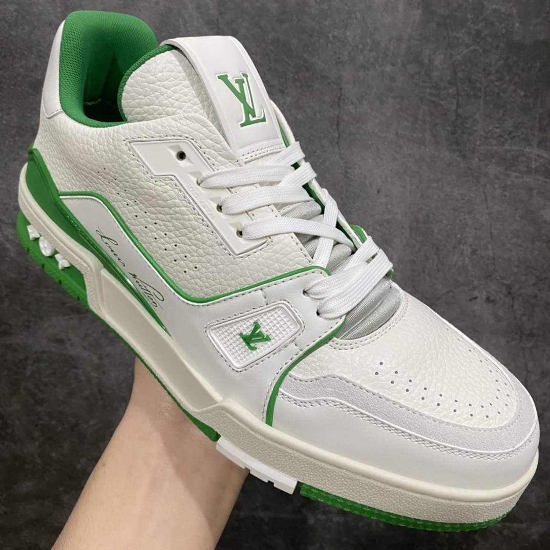 LV Trainer series high-end sports shoes super handsome white and green new